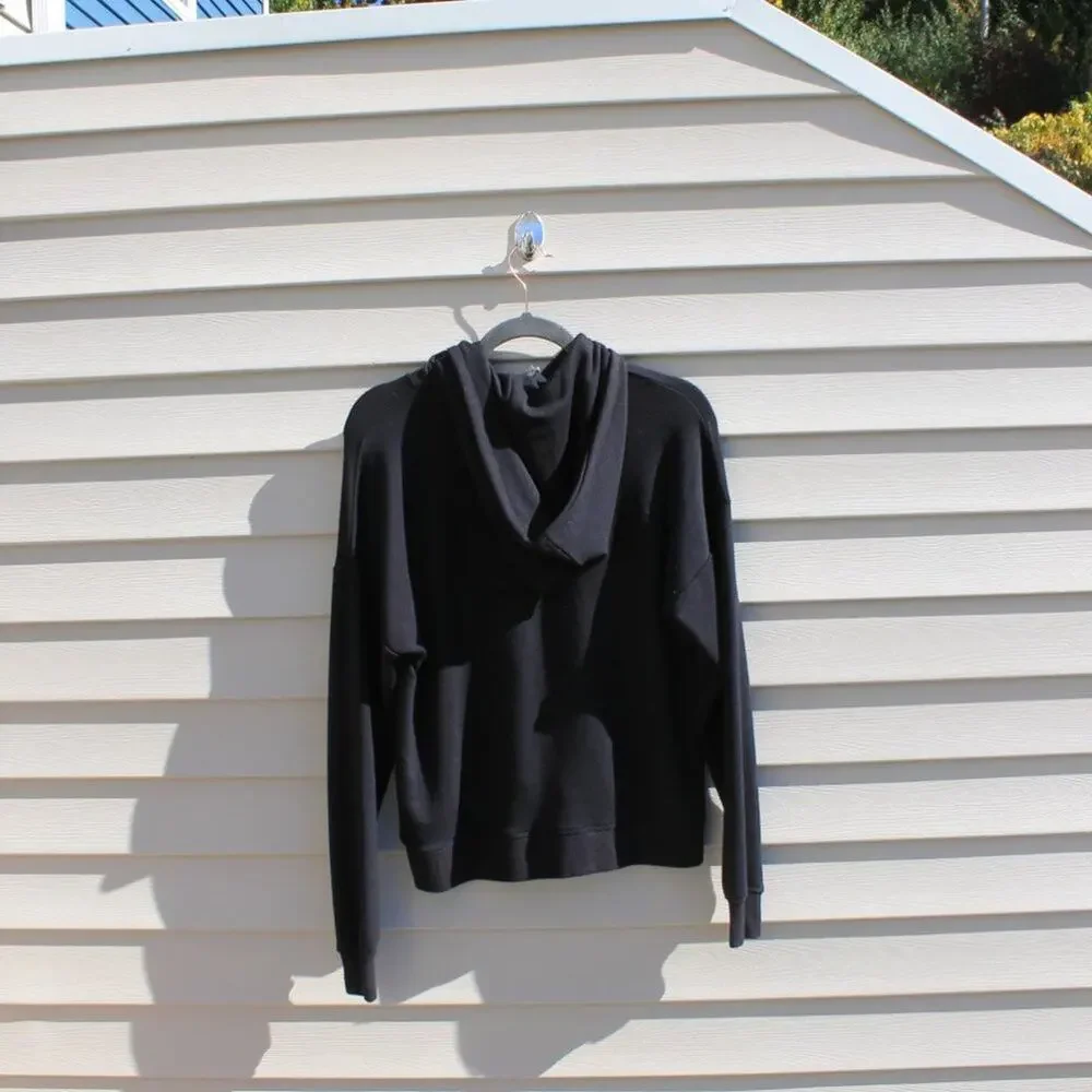 Marled Women's Black Hoodie Sweatshirt Love Graphic Size Medium - Picture 7 of 14